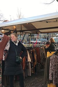 myra-s-market-kleiding-noordermarkt-amsterdam-winter-1.jpg